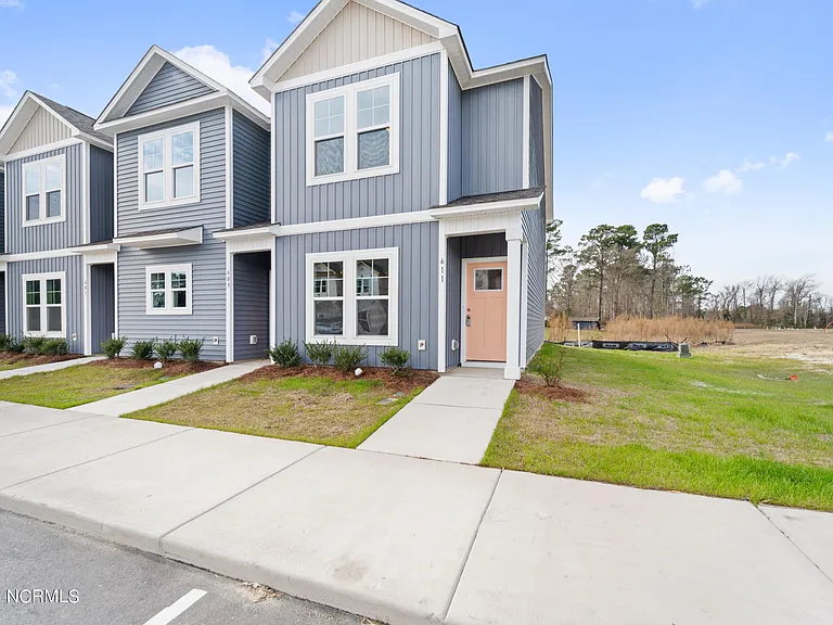 611 Jacks Crossing Dr — Photo 21