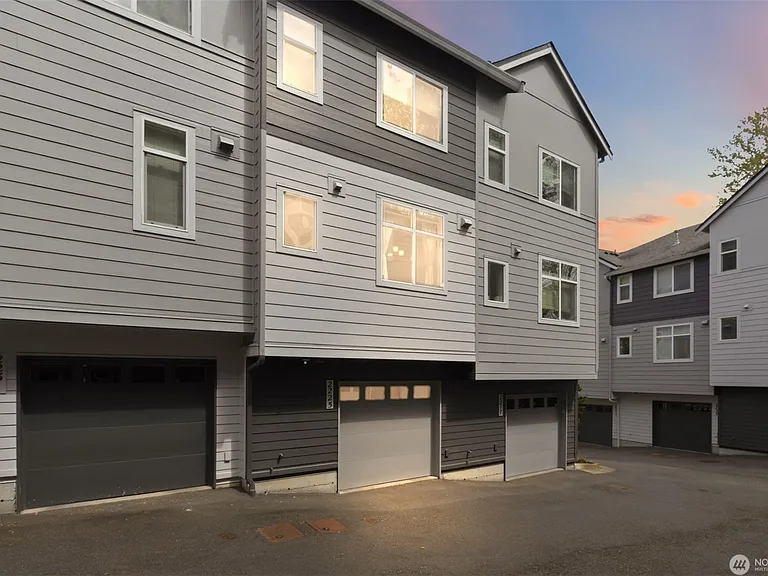 2225 NW Moraine Pl — Photo 26
