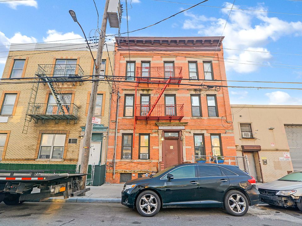 1st image of 2767 W 15th St #1-6