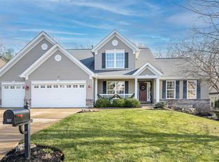 707 Autumnwood Forest Dr, Lake Saint Louis, MO 63367