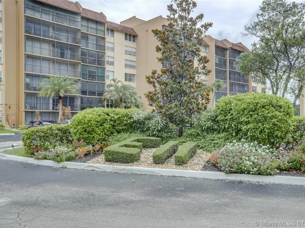 3671 Environ Blvd APT 565, Lauderhill, FL 33319