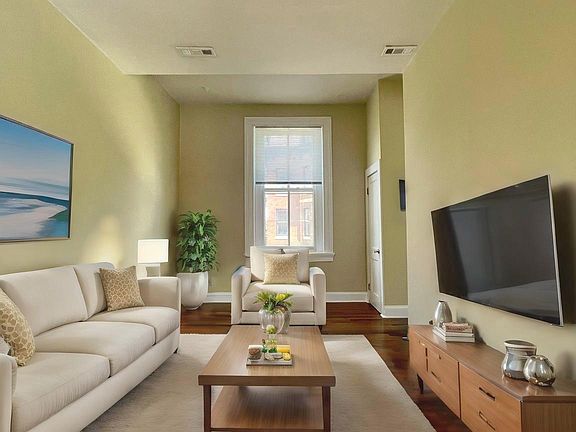 5th image of 1120 Saint Paul St Unit 25