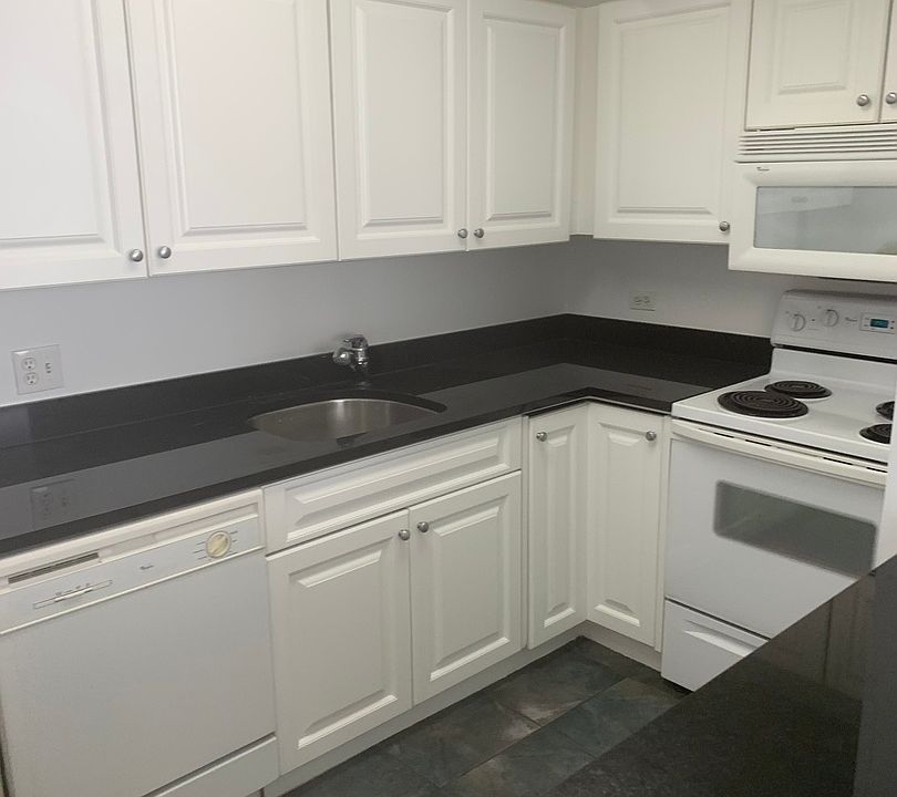 1st image of 440 N Wabash Ave APT 1803