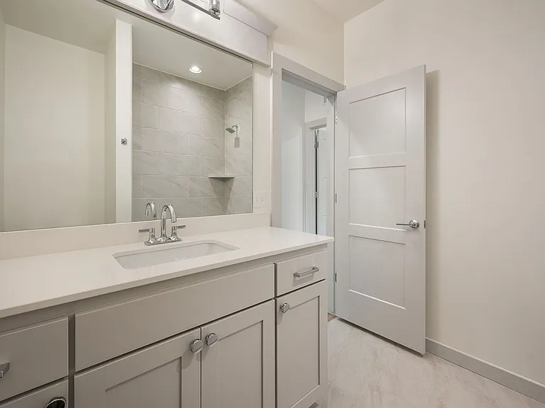 4909 Misty Wood Ln — Photo 26