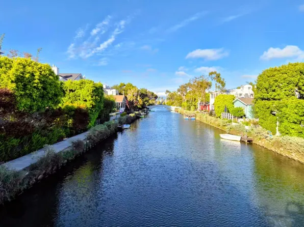 2804 1/2 Grand Canal Ct, Venice, CA 90291