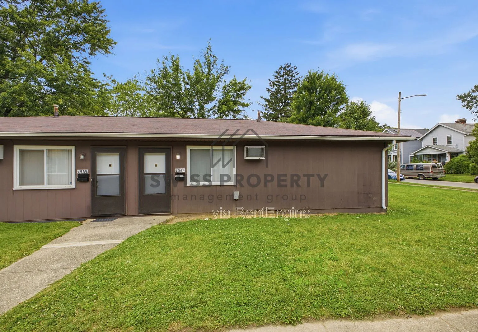 2 bed, 1.0 bath, $1,000 — Photo 2