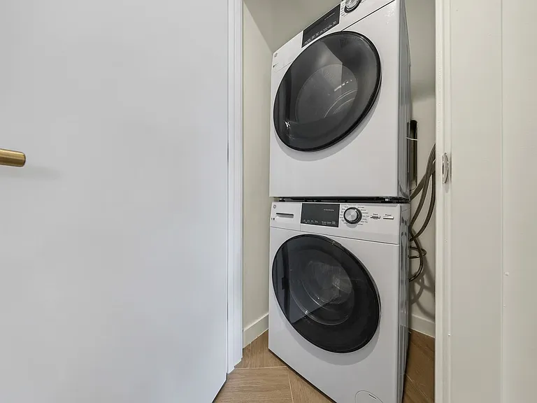 Washer/Dryer