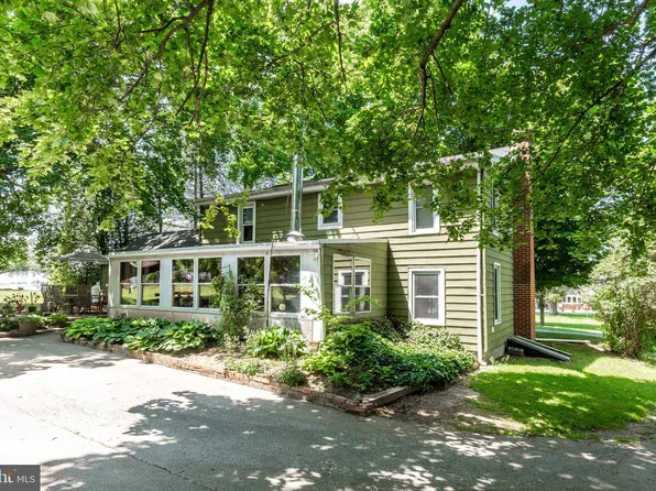 619 S Frizzellburg Rd, Westminster, MD 21158