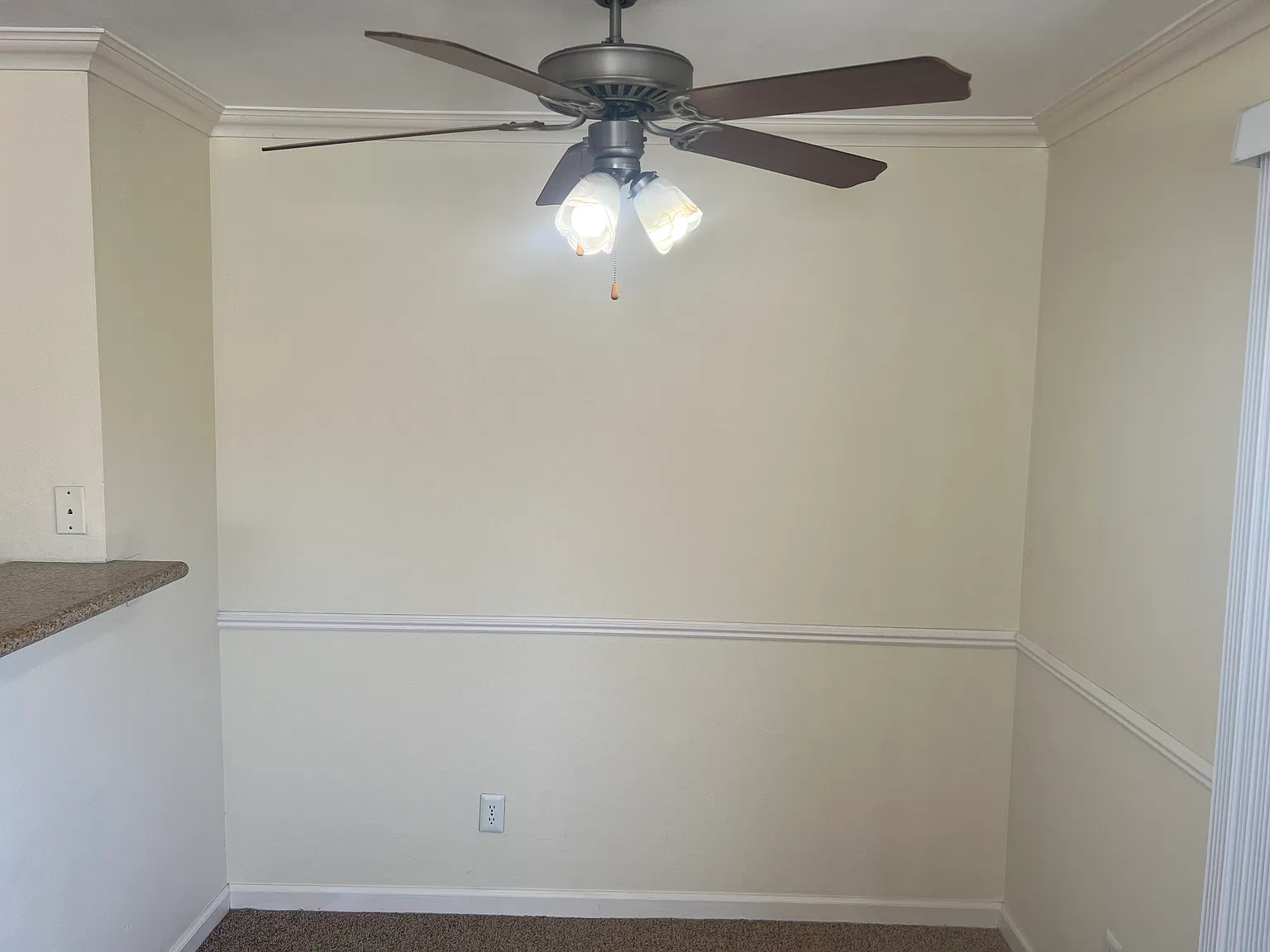 2 bed, 913 sqft, $3,300 — Photo 4