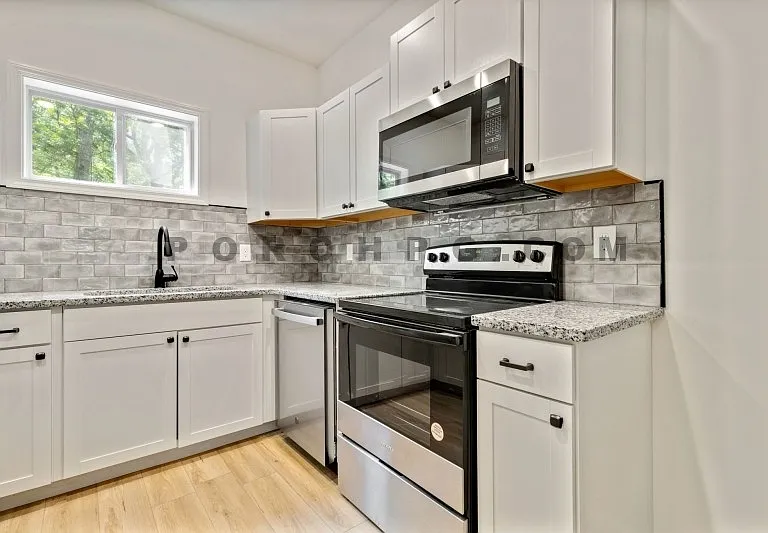 87 Hennon Dr NW #A — Photo 4