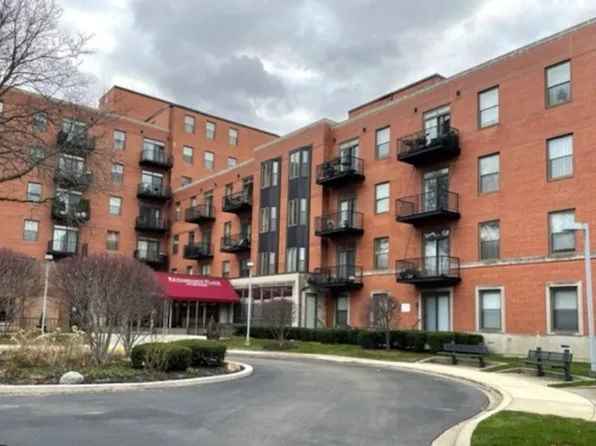 5200 S Ellis Ave APT 202, Chicago, IL 60615