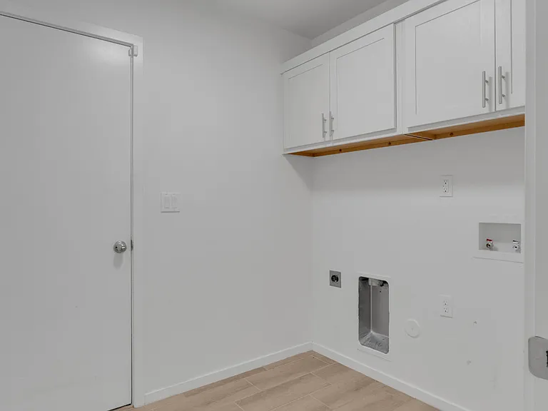 13095 Emerald Hills Ave — Photo 17