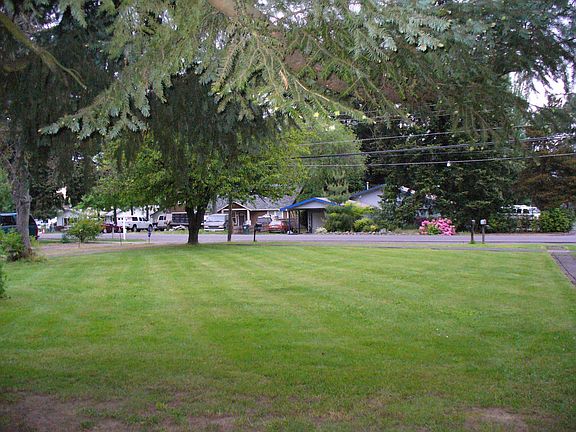 View of Front Yard