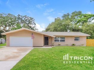 92 Ventura Dr, Dunedin, FL 34698