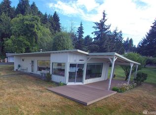 1101 E Krabbenhoft Rd, Grapeview, WA 98546
