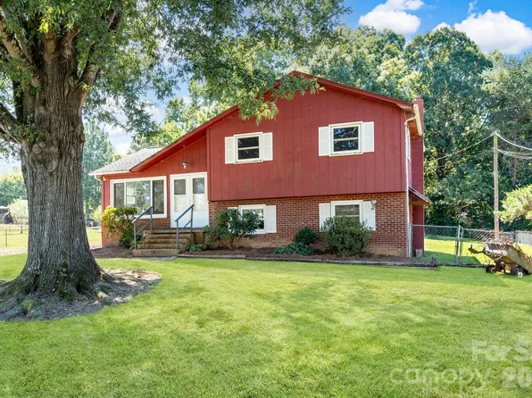 90 Coral St, Rockwell, NC 28138