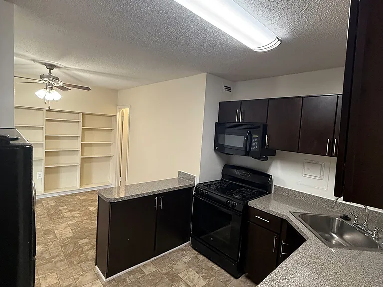 Horizon House — Photo 33