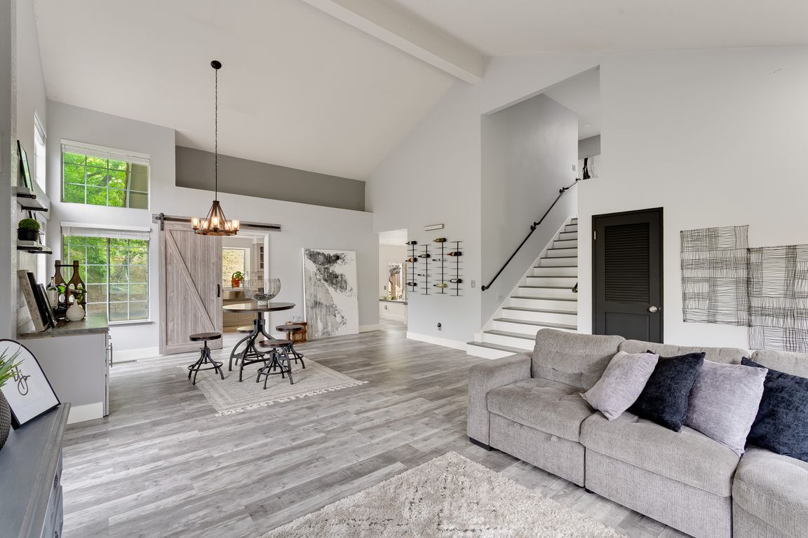 3342 Foxfire Court - 31