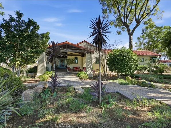 2855 McAllister St, Riverside, CA 92503