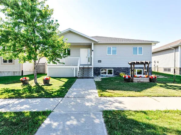 7601 N 41st Ave, Camrose, AB T4V 4C7