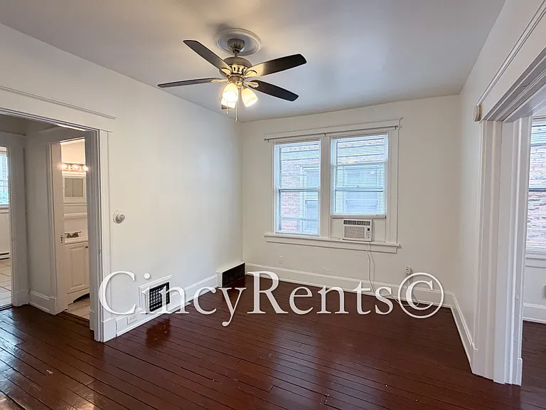 4027 Edwards Rd #4 — Photo 7