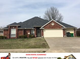 884 Palisades Ave, Springdale, AR 72764