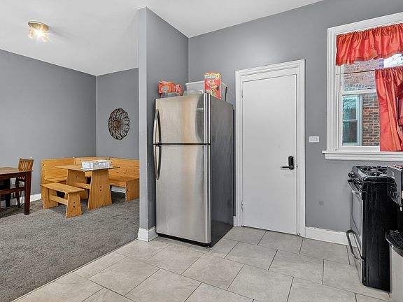5th image of 7027 S Harper Ave