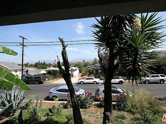 4th image of 5260 Aldama St