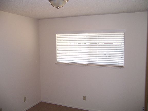 5th image of 4710 N Holt Ave