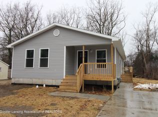 6204 Hilliard Rd, Lansing, MI 48911