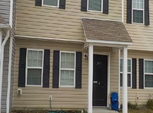 207 Lanieve Ct, Hubert, NC 28539