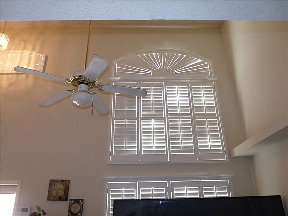 4th image of 14137 Tierra Morena Dr