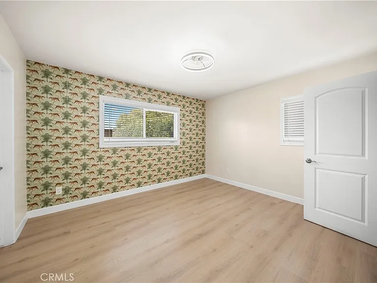 912 W Hill Ave — Photo 20