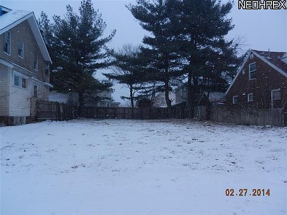 2nd image of 1237 Oxford Ave NW
