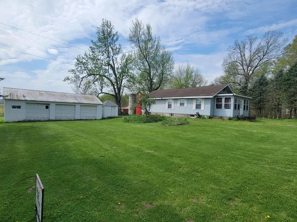 48705 92nd Ave, Decatur, MI 49045