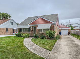 10813 S Komensky Ave, Oak Lawn, IL 60453