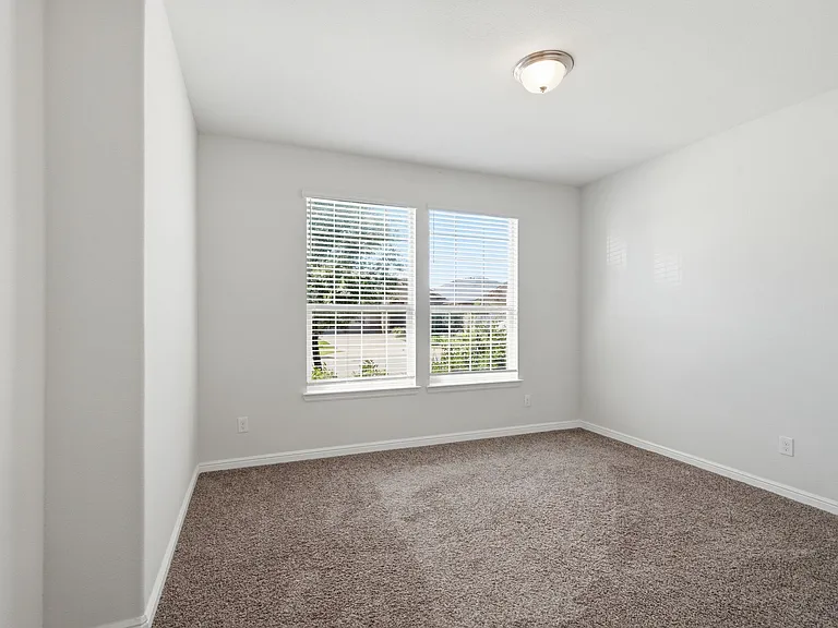 1113 Twin Brooks Ln — Photo 21