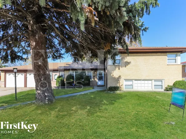 504 E 163rd St, South Holland, IL 60473