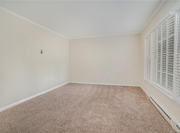 2nd image of 209 Newburg Ln