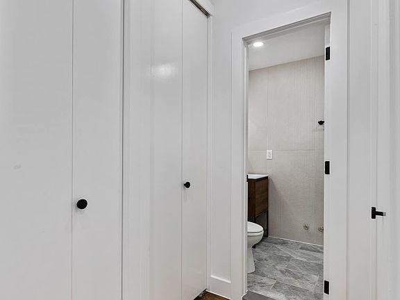 4th image of 428 7th Ave #3B