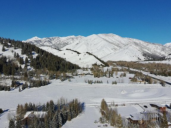 3rd image of 13550 Highway 75