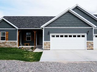 205 Country Club Dr, Riverton, WY 82501