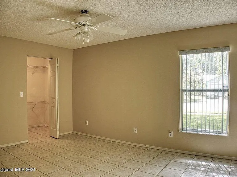 805 Crossbow Dr — Photo 14