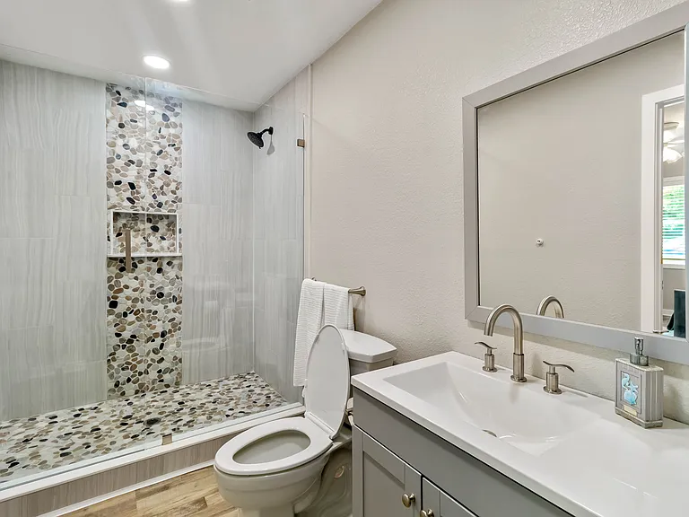 526 Conrad Rd — Photo 24