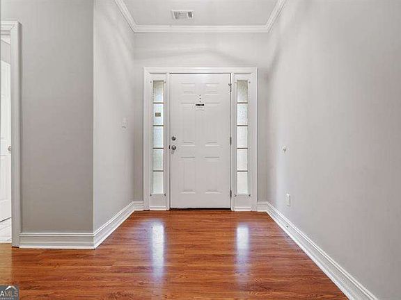 3rd image of 1216 Brentwood Ct