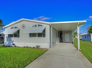 8355 SE Wren Ave, Hobe Sound, FL 33455