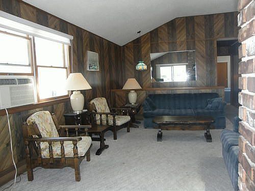 Additional Picture
