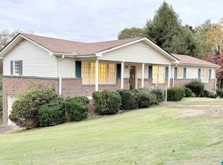 1 Grandview Dr, Oneonta, AL 35121