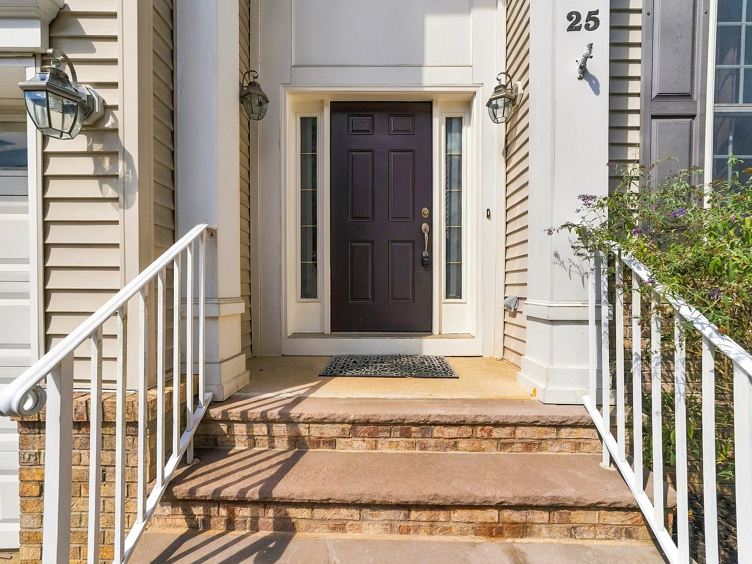 3 bed, 2.5 bath, 2170 sqft, $4,800 — Photo 3