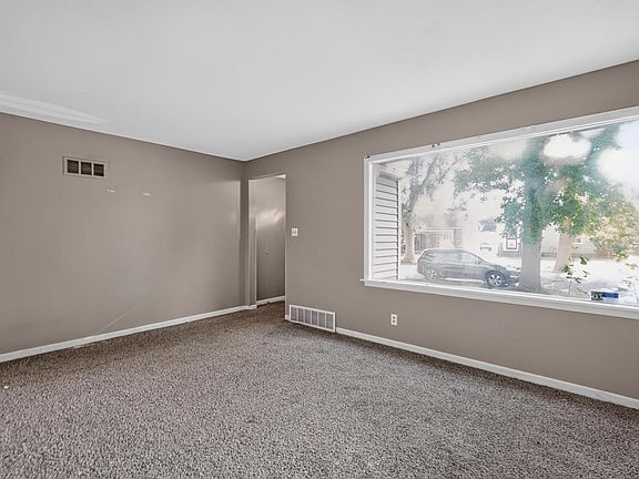 4th image of 4727 N 22nd STREET